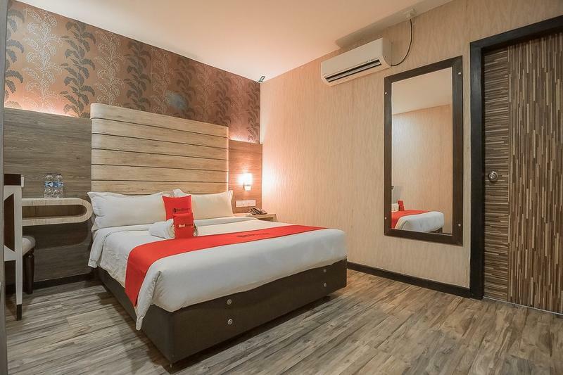 فندق Reddoorz Near Nagoya Hill Batam المظهر الخارجي الصورة