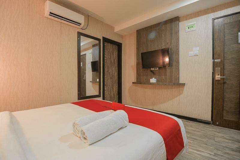 فندق Reddoorz Near Nagoya Hill Batam المظهر الخارجي الصورة