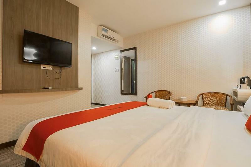 فندق Reddoorz Near Nagoya Hill Batam المظهر الخارجي الصورة