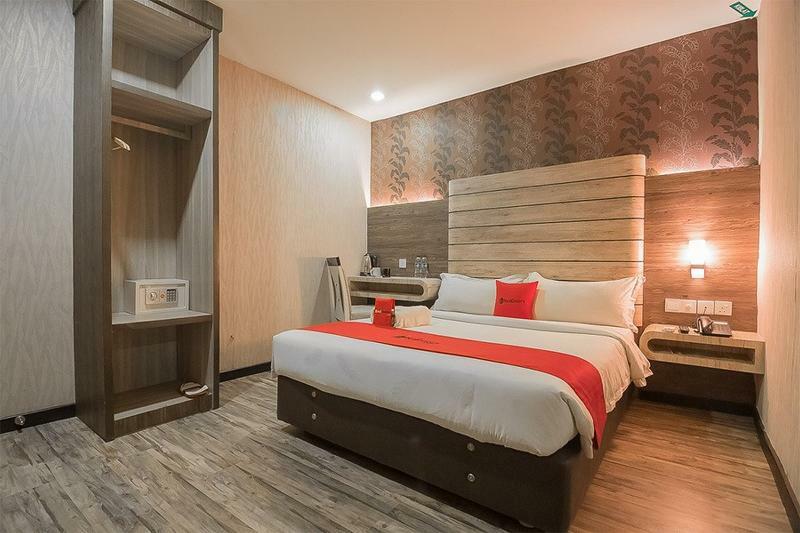 فندق Reddoorz Near Nagoya Hill Batam المظهر الخارجي الصورة